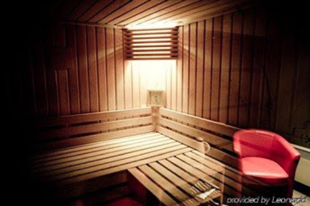 Kyriad Restaurant Centre Spa Віші Екстер'єр фото